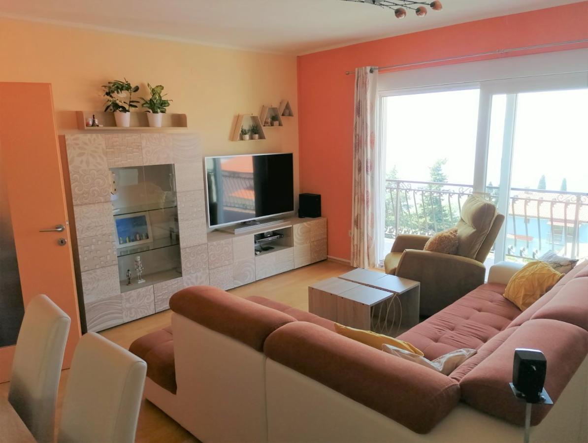 Apartmani Zafaranic Crikvenica Exterior foto