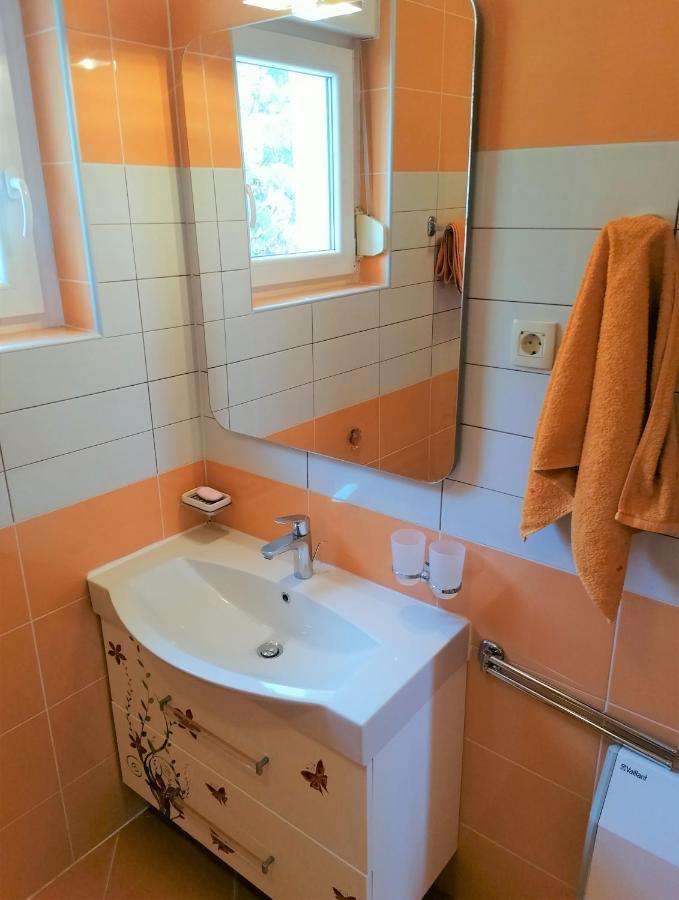 Apartmani Zafaranic Crikvenica Exterior foto